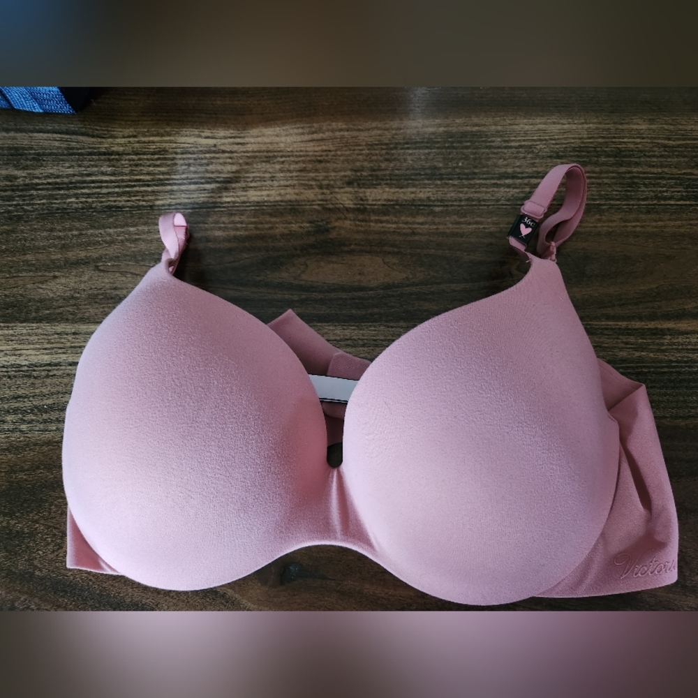 New with tags incredible bra